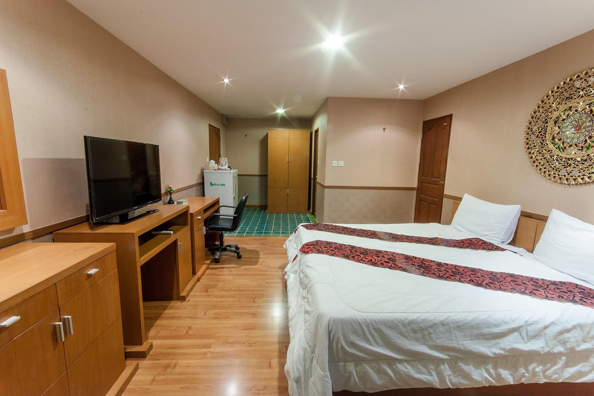Sa-Bai-Dee Condo Çonburi Dış mekan fotoğraf